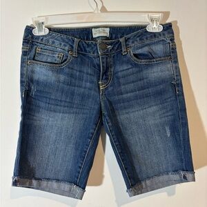 Aeropostale Size 5/6 Bermuda Shorts Distressed Raw Edge Cuffed Dark Blu Casual